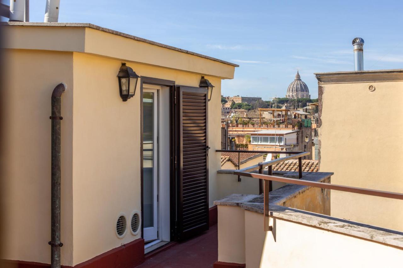 Iflat The Roman Terrace Exterior photo